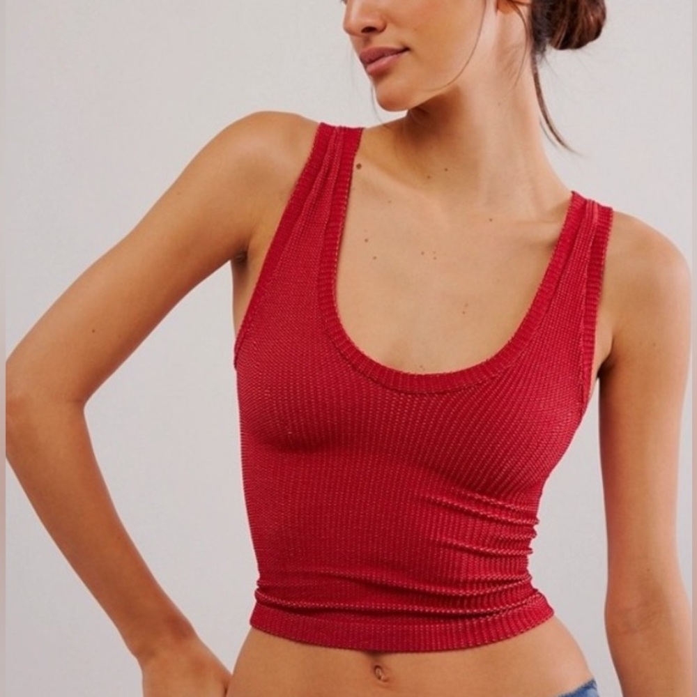 FREE PEOPLE Intimately Red Tank M/L